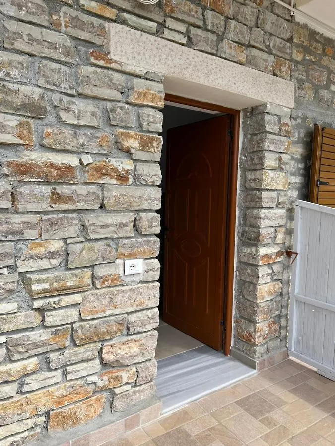 Kaful Apartments Qeparo