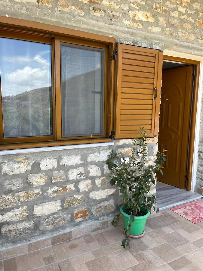 Kaful Apartments Qeparo