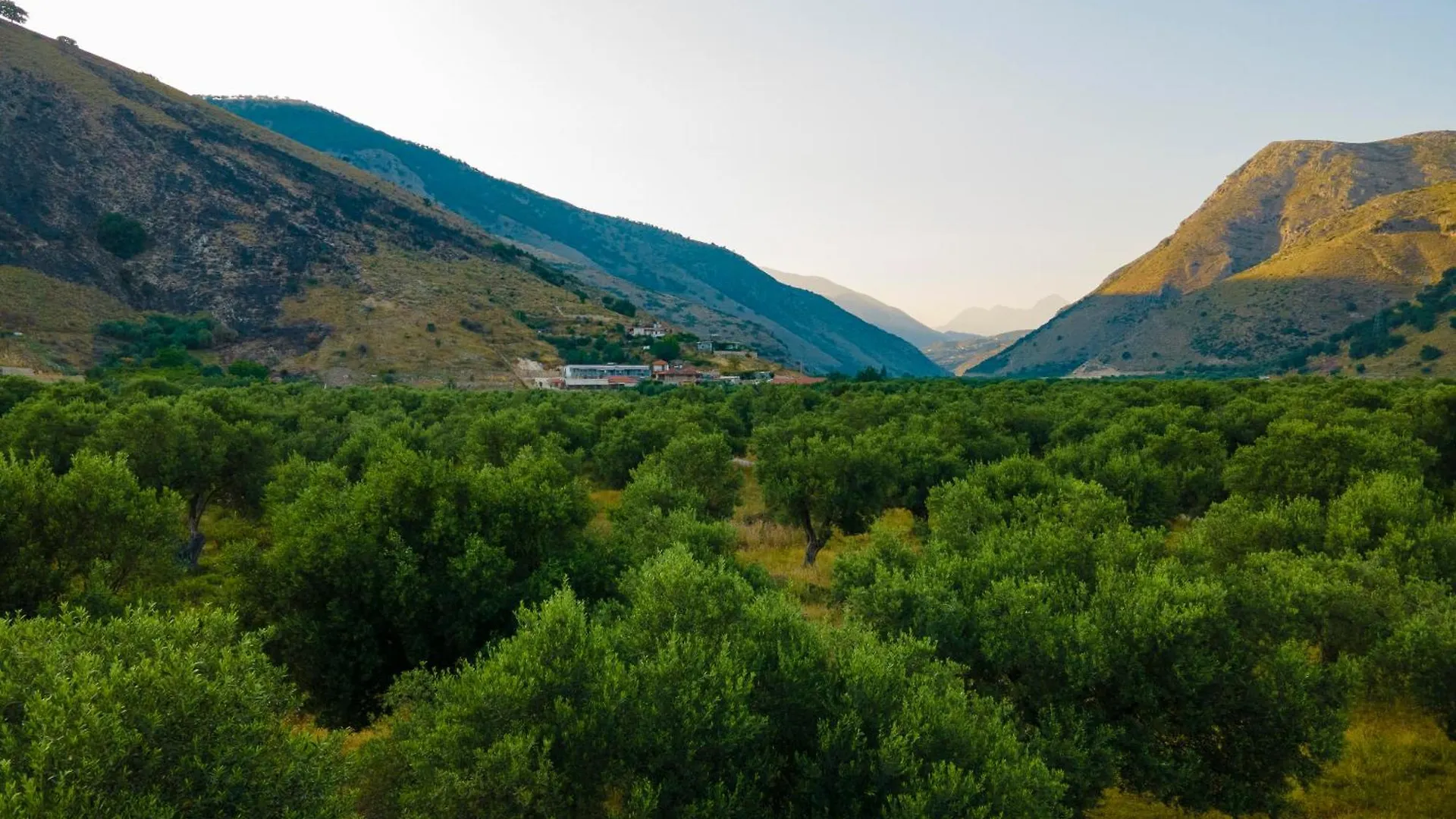 Kaful Apartments Qeparo