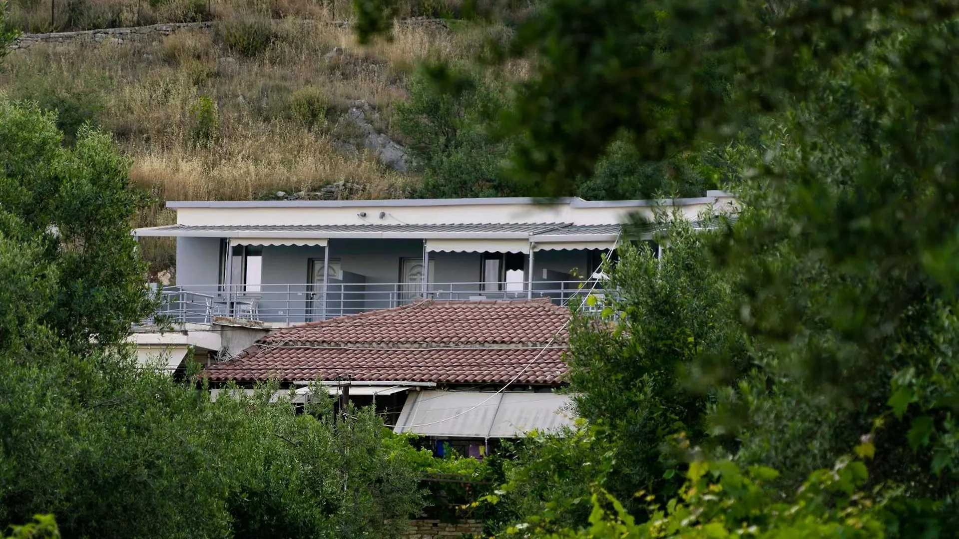 Kaful Apartments Qeparo Albania