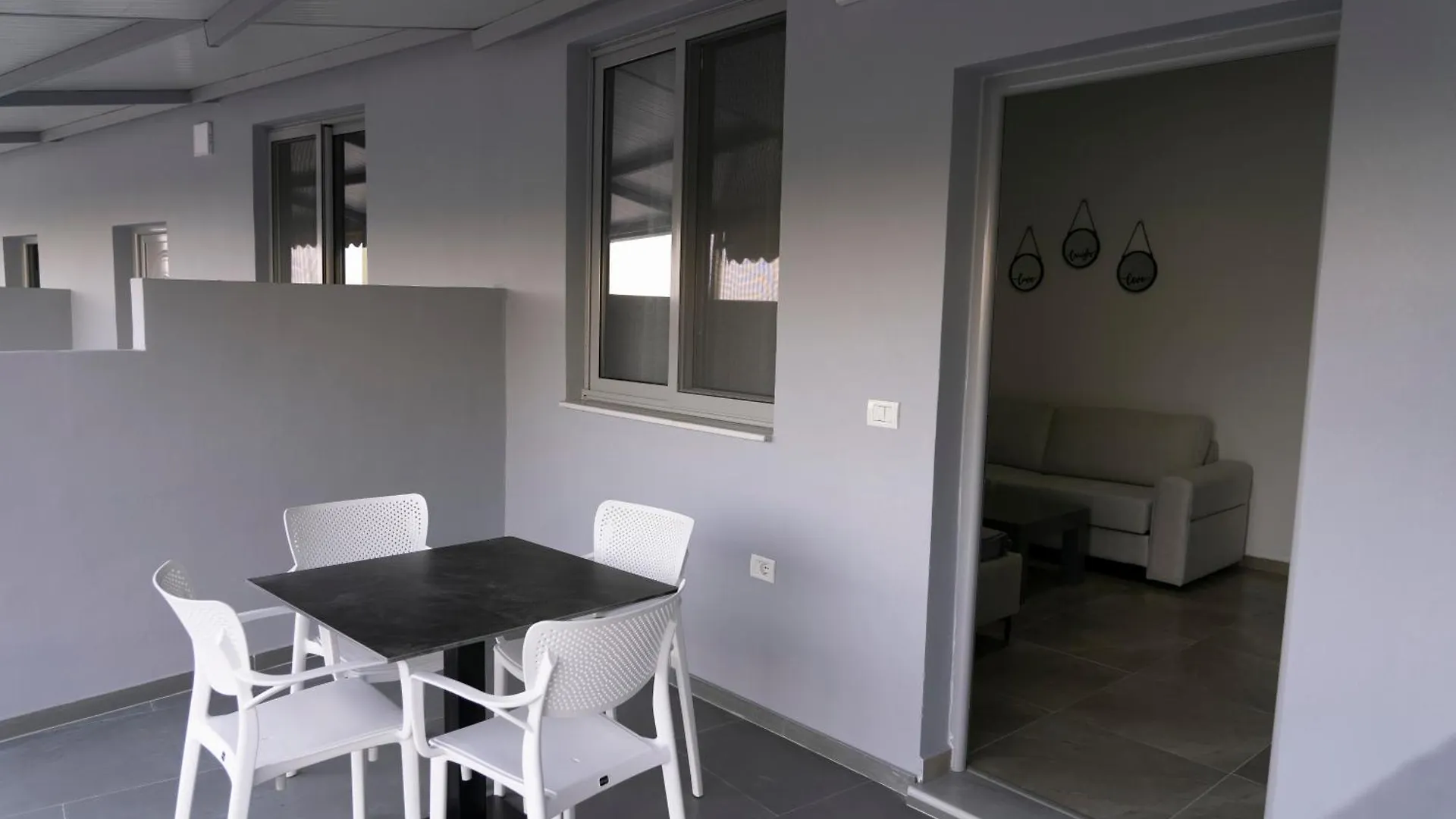 Kaful Apartments Qeparo