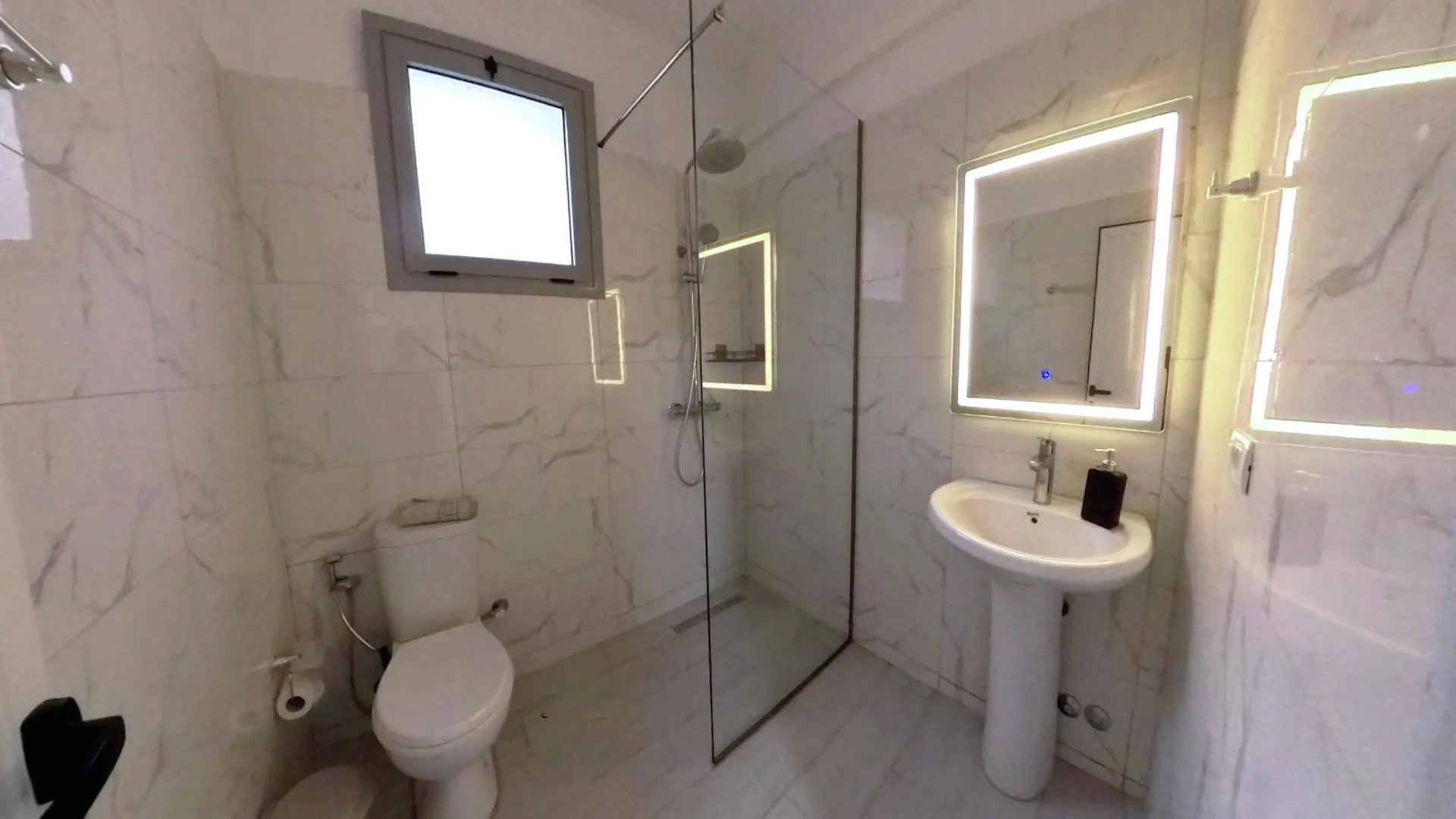 Kaful Apartments Qeparo Albanien
